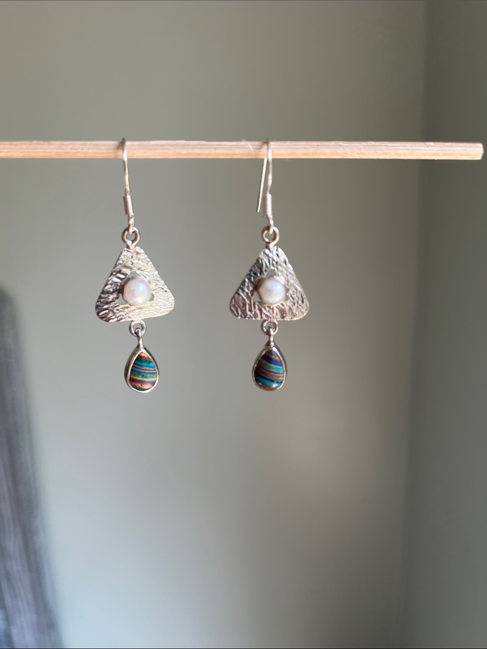 Sterling Silver Pearl and Rainbow Calsilica Drop Dangle Earrings - Picture 3 of 6